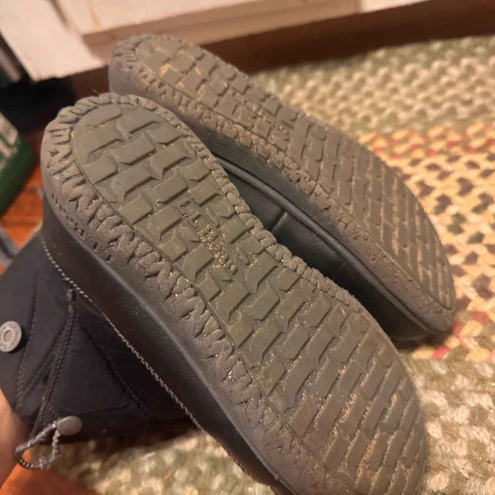 L.L. Bean Black winter Boots primaloft ultralight girls boys size 3